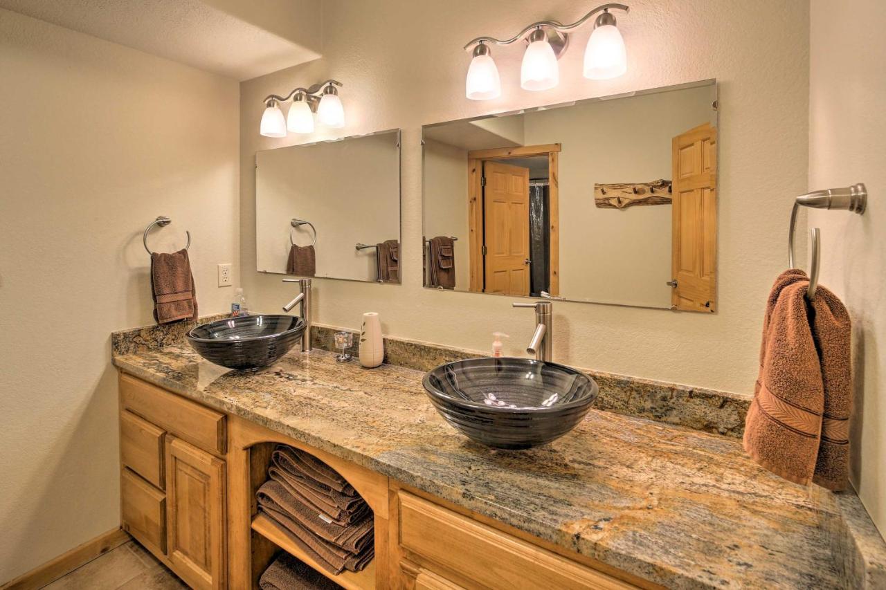 Huge Missouri Lake Home - Walk To Table Rock Lake Shell Knob Екстериор снимка